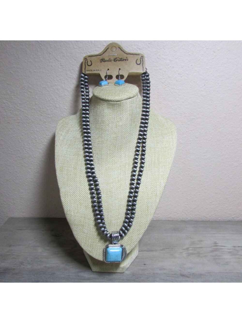 Montana West Rustic Couture's Turquoise Square Feather Pendant Desert Pearl Neck